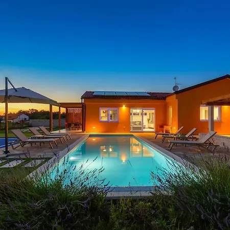 Ora By Istrialux Svetvinčenat